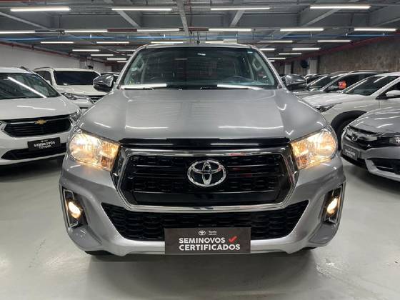 TOYOTA HILUX 2.7 SRV 4X2 CD 16V FLEX 4P AUTOMÁTICO